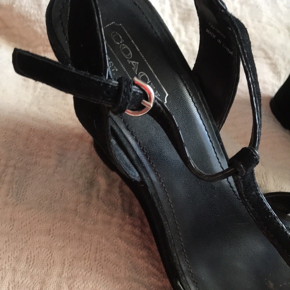 Coach “Gabby” sandals - Picture 2 of 4